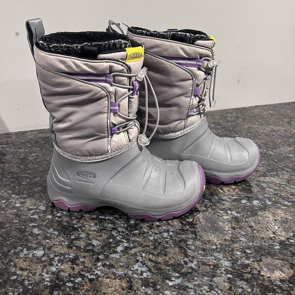 Keen Waterproof Lumi Snow Boot Steel Grey/Royal Lilac Kids Winter Sz 3
